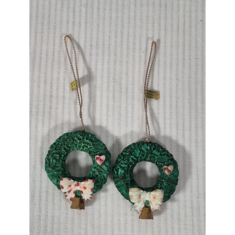 Vintage 1995 Enesco Marys Moo Moos Wreath Christmas Ornaments Set of 2
